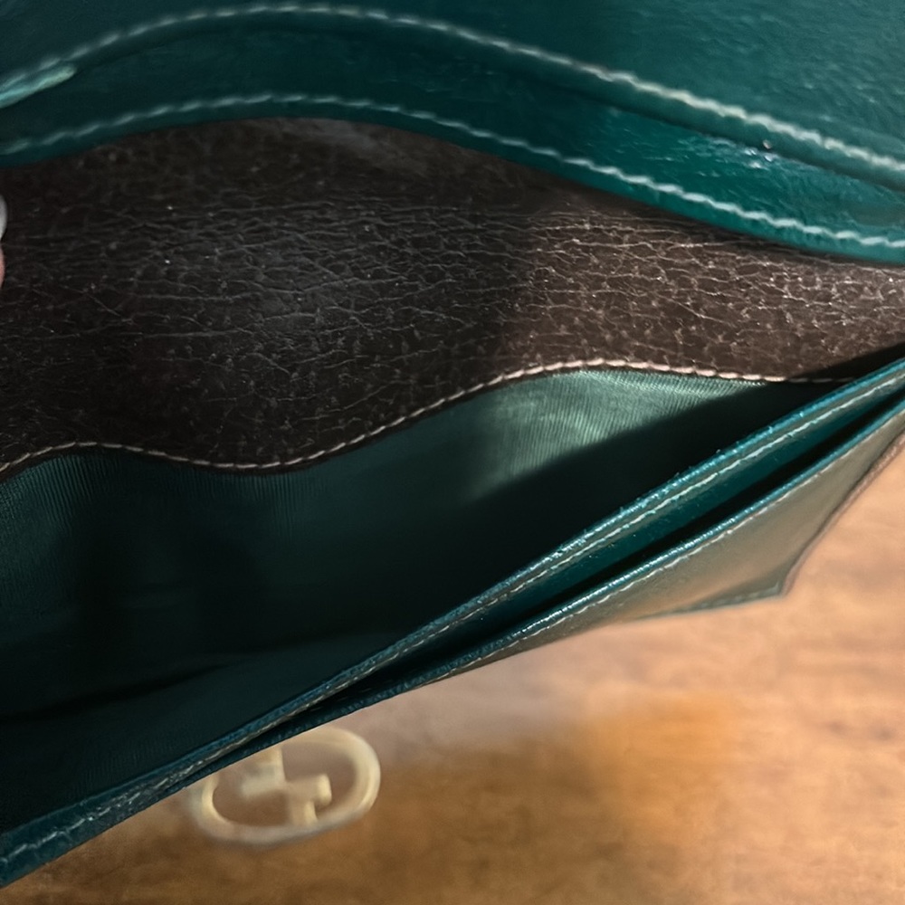 Vintage Gucci Wallet - Picture 6 of 10